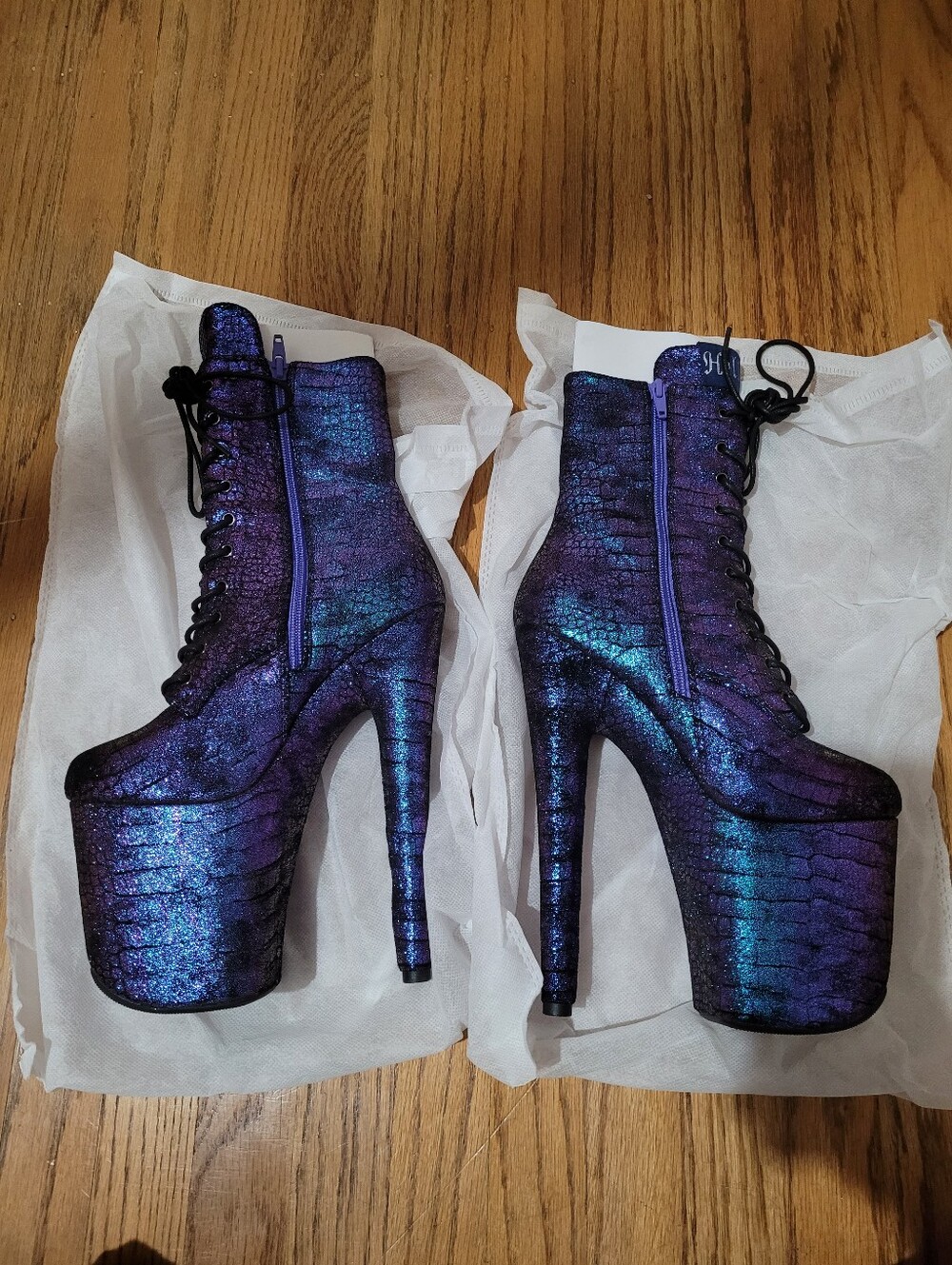 Hella Heels - Midnight Mermaid Boot - 8inches - US6 - Picture 6 of 8